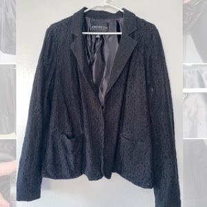 Forever 21 Plus size 2x flower lace blazer used